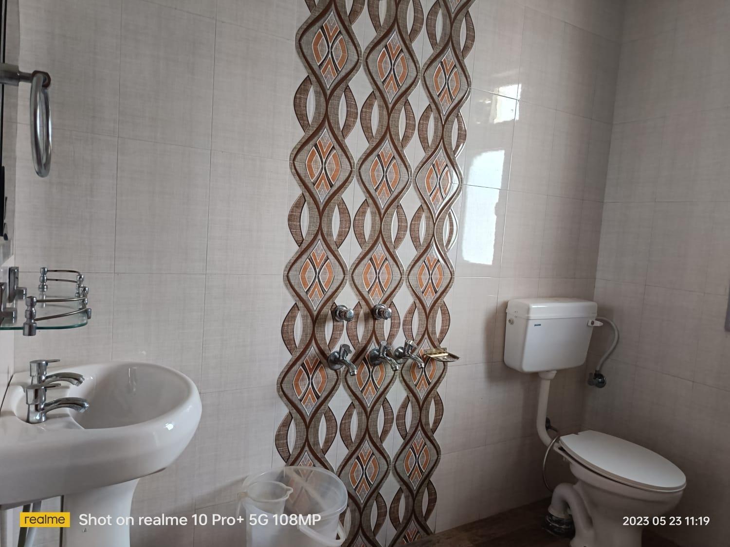 Hotel Alpine View Sarahan Ngoại thất bức ảnh