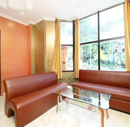Hotel Alpine View Sarahan Ngoại thất bức ảnh