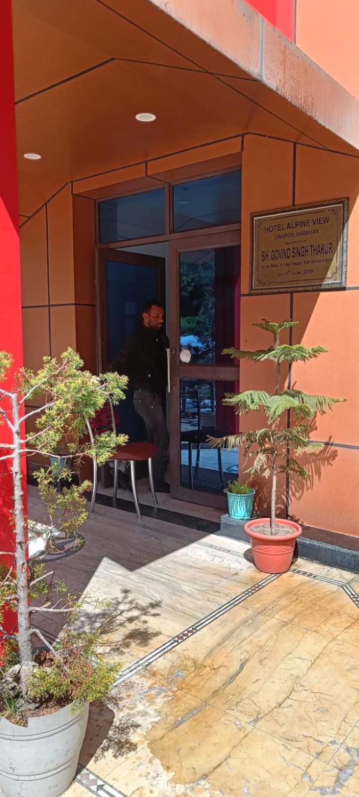 Hotel Alpine View Sarahan Ngoại thất bức ảnh